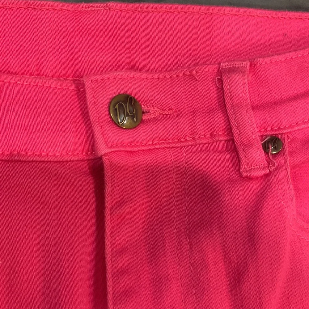 DG2 Diane Gilman - Pink denim jeans with zipper on legs - Size 2 - Picture 8 of 14